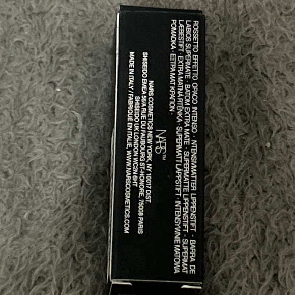 NARS mini red lipstick - Picture 2 of 5